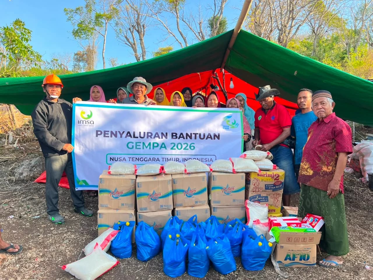 IMSACare Salurkan Bantuan Logistik untuk 450 Jiwa Korban Gempa di Manggarai Timur